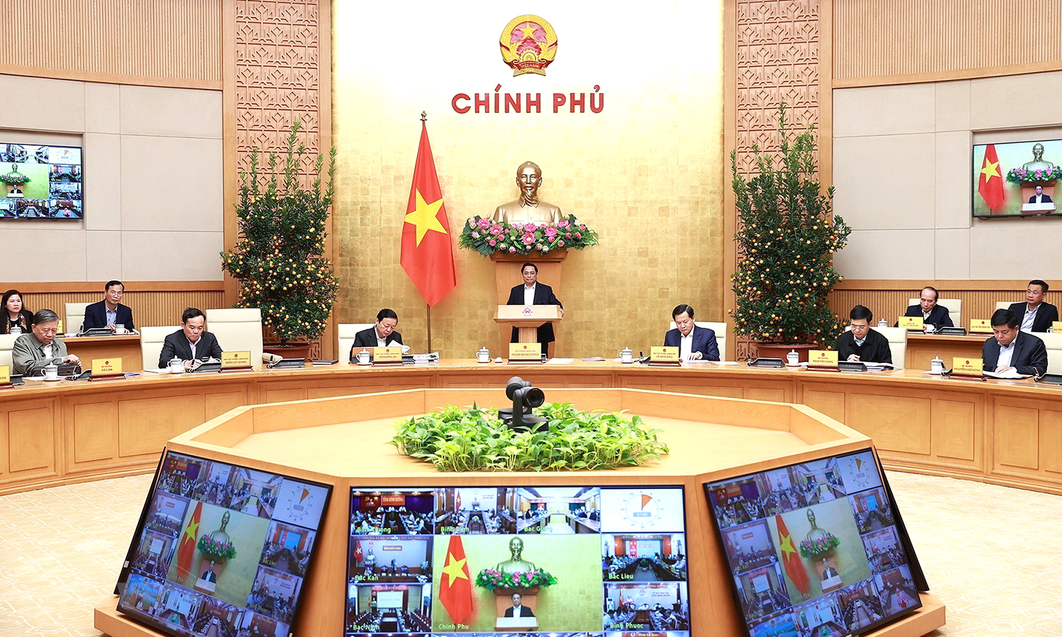Thực hiện 4/6 nội dung cải cách tiền lương; tăng lương cơ sở 30%