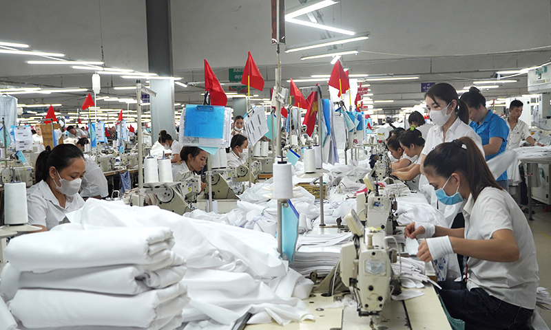 Sản xuất công nghiệp tăng trưởng khá