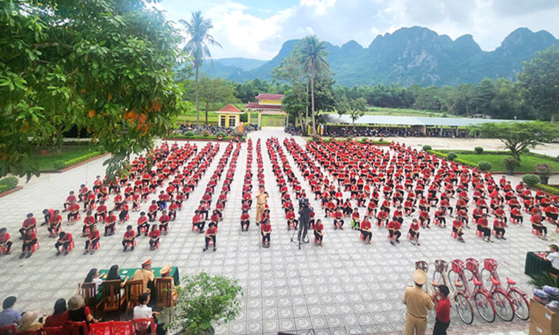 Chuyển biến rõ nét trong công tác bảo đảm an toàn giao thông