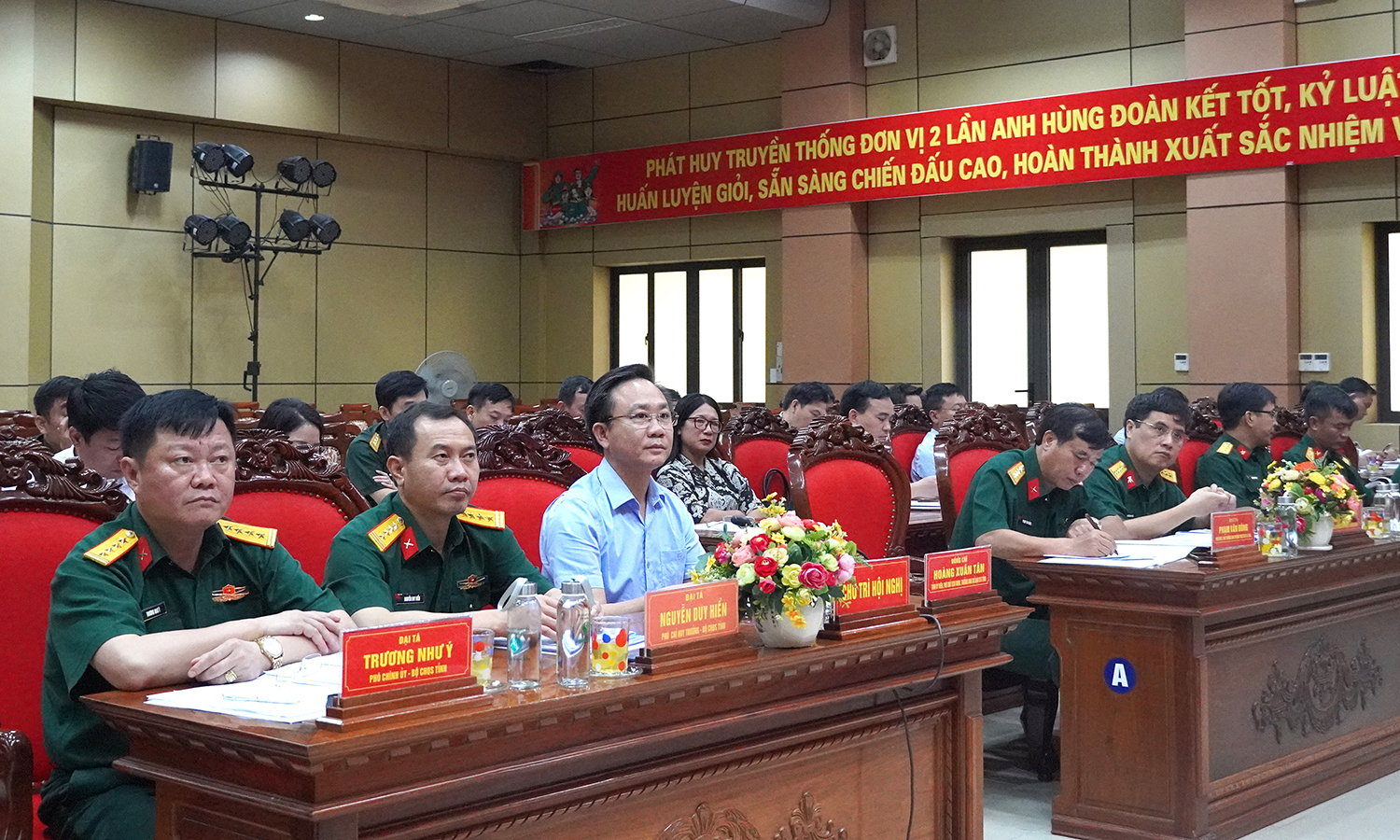 Tiếp tục tìm kiếm, quy tập và an táng hài cốt liệt sỹ bảo đảm chu đáo, trang trọng
