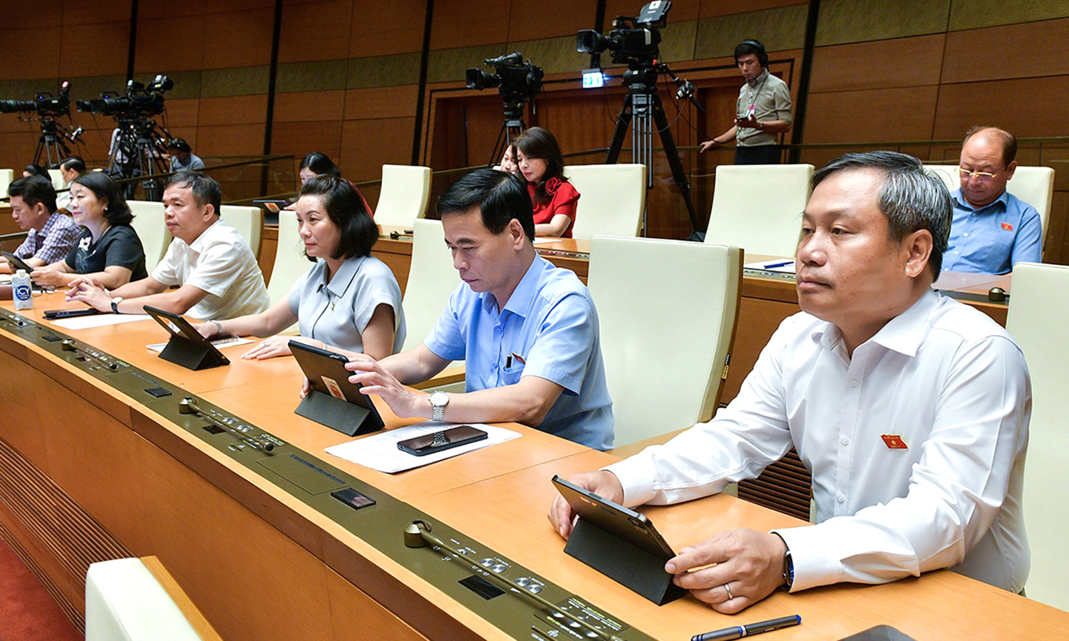 Đoàn đại biểu Quốc hội tỉnh: Hoàn thành nhiều nội dung quan trọng tại phiên họp