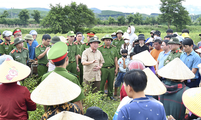 Siết chặt an ninh trật tự phục vụ khai thác cát xây dựng đường bộ cao tốc Bắc-Nam