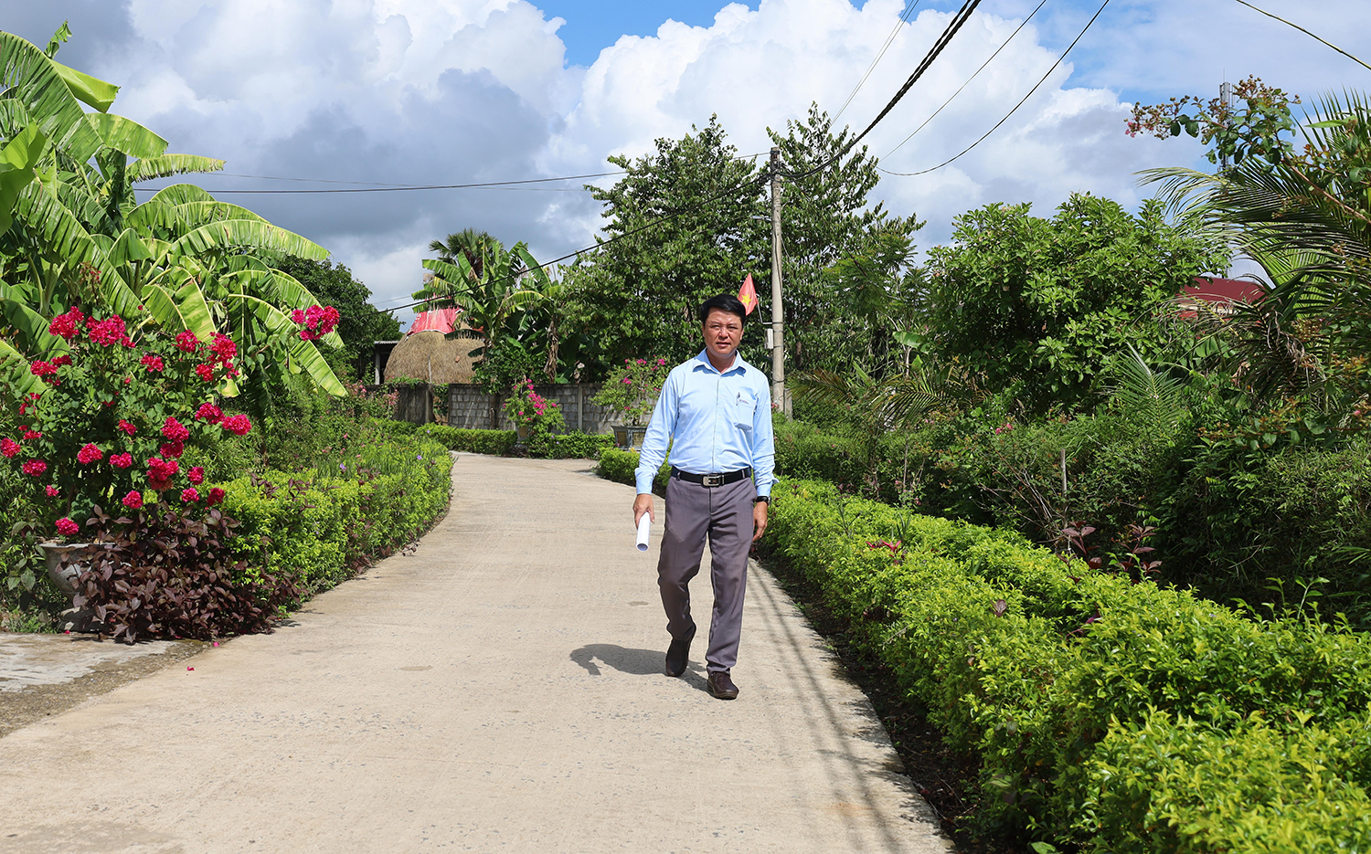 Huy động xã hội hóa trên 500 tỷ đồng xây dựng nông thôn mới