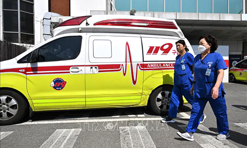 Các bác sĩ thực tập tại Hàn Quốc vẫn không muốn quay lại làm việc