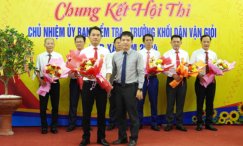 Lệ Thủy: Hội thi chủ nhiệm ủy ban kiểm tra-trưởng khối dân vận giỏi cấp xã