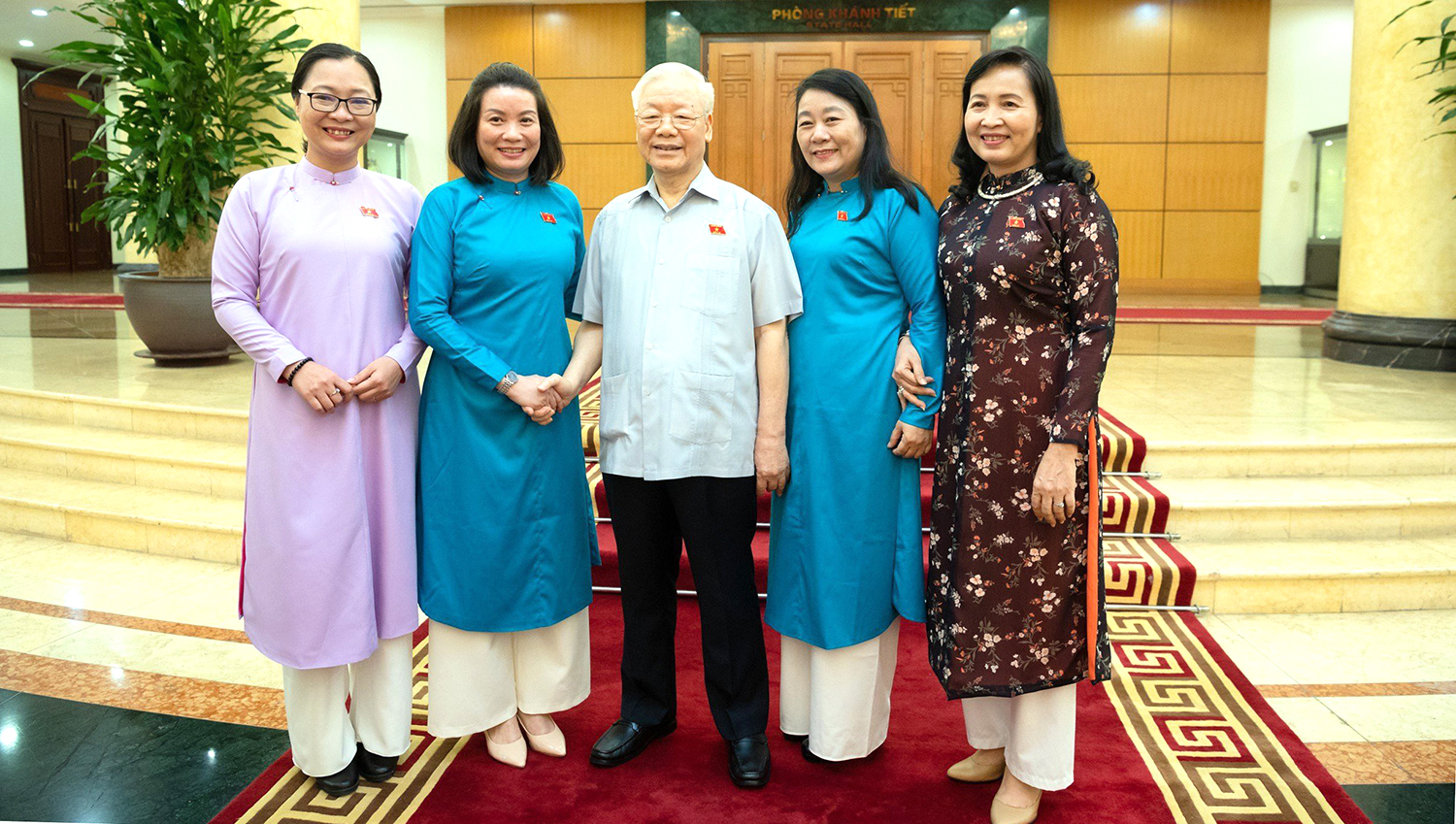 Hồi ức của những cán bộ nữ về Tổng Bí thư