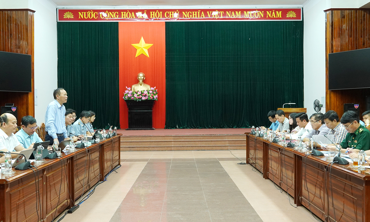 Tăng cường thực hiện các giải pháp chống khai thác IUU
