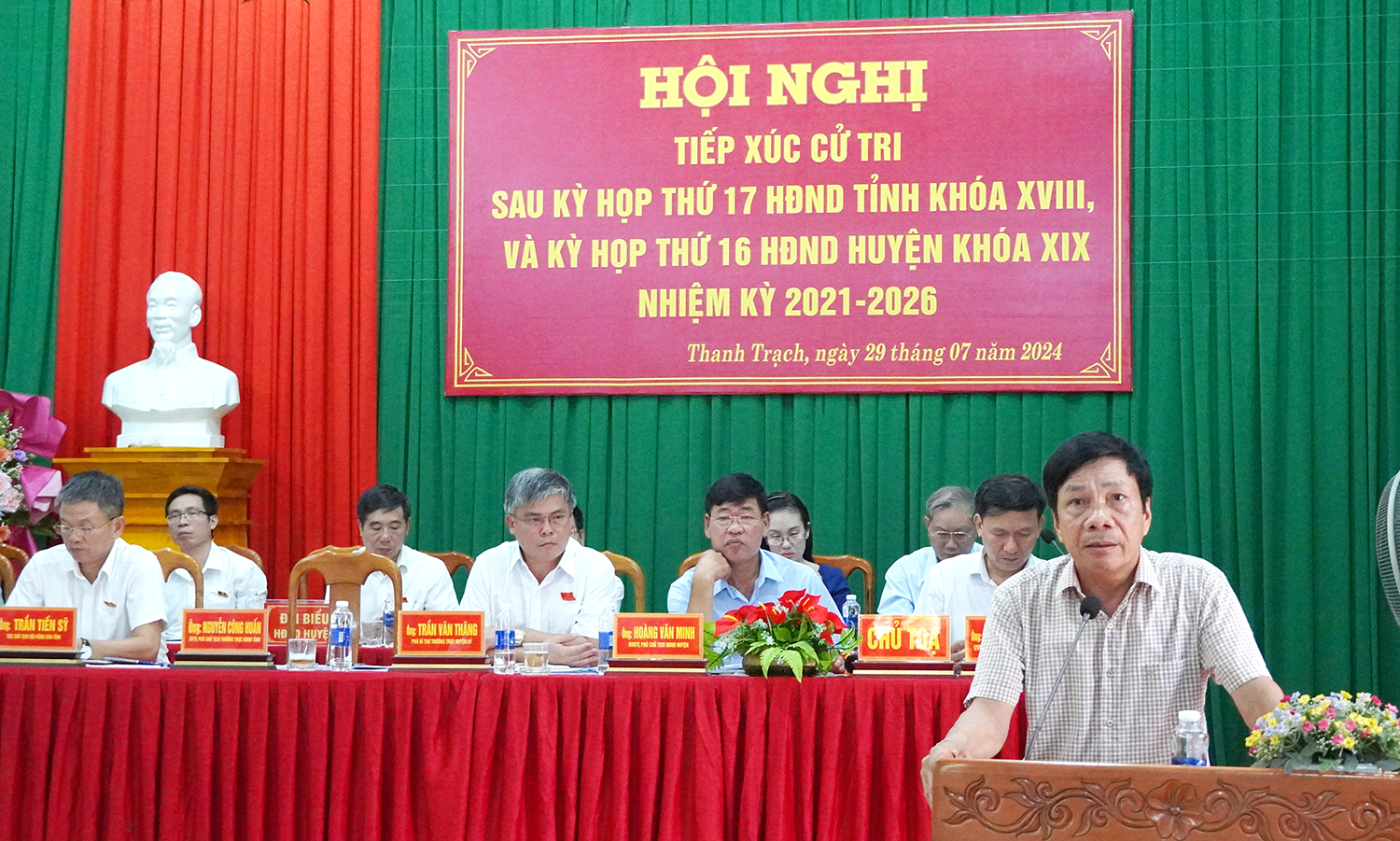 Đại biểu HĐND tỉnh tiếp xúc cử tri