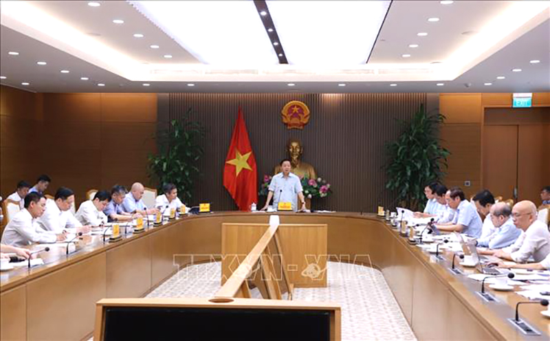 Rà soát chính sách khuyến khích, hỗ trợ chuyển đổi sang phương tiện giao thông xanh