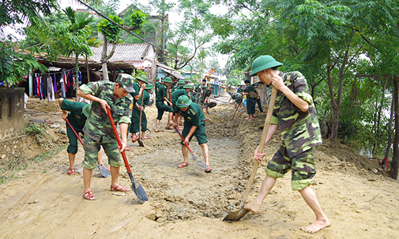 LLVT Quân khu 4: Thi đua "Dân vận khéo" để xây dựng "thế trận lòng dân"