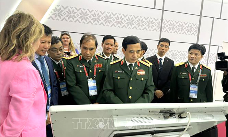 Việt Nam tham dự diễn đàn Kỹ thuật quân sự quốc tế ARMY-2024 tại LB Nga