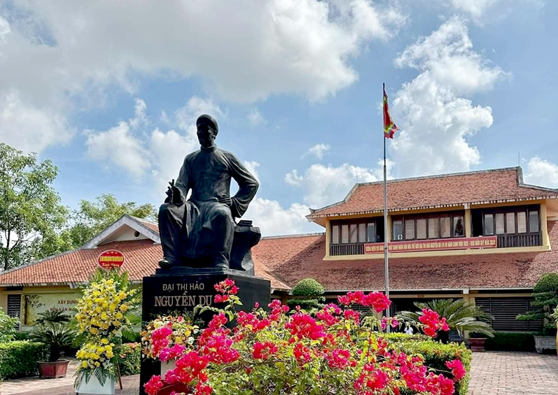 Vài suy ngẫm về "Văn tế thập loại chúng sinh" của Nguyễn Du