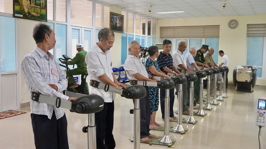 Trên 40 tỷ đồng trợ cấp ưu đãi hàng tháng cho người có công