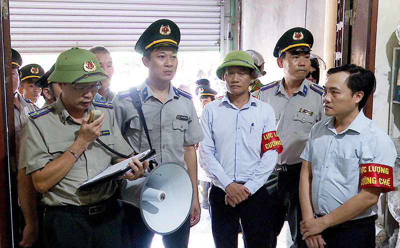 TX. Ba Đồn: Cưỡng chế thành công vụ việc thi hành án "tồn đọng" hơn 10 năm