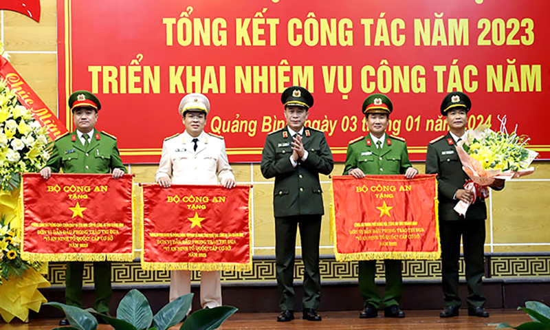 Tăng cường đấu tranh phản bác các quan điểm sai trái, thù địch trong tình hình mới