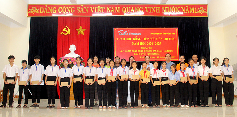 Chương trình "Tiếp sức đến trường" năm học 2024-2025