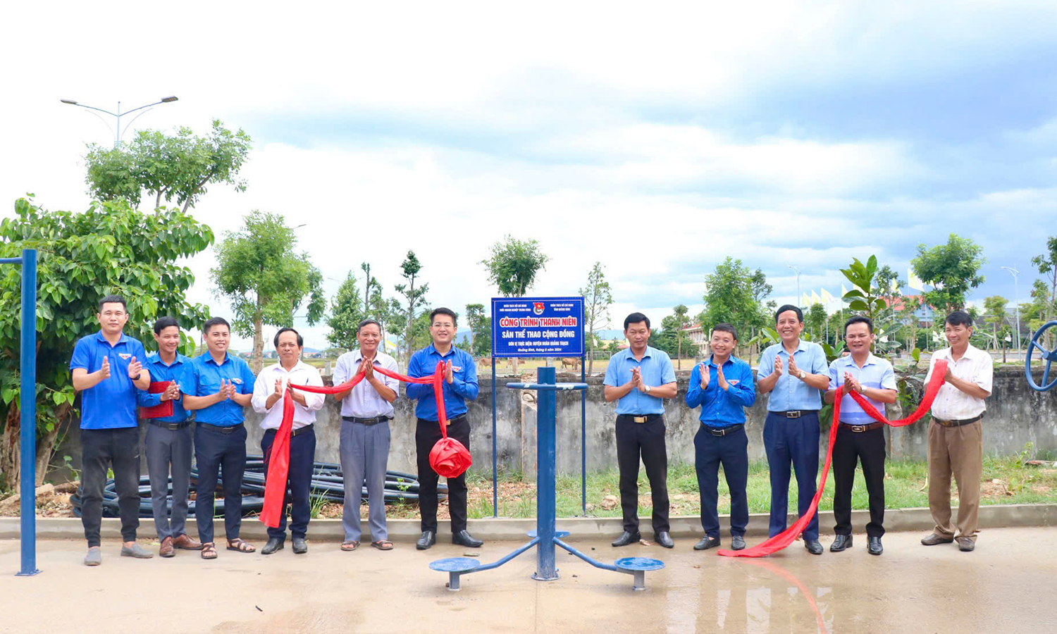 Khánh thành công trình thanh niên "Sân dụng cụ thể thao sinh hoạt cộng đồng"