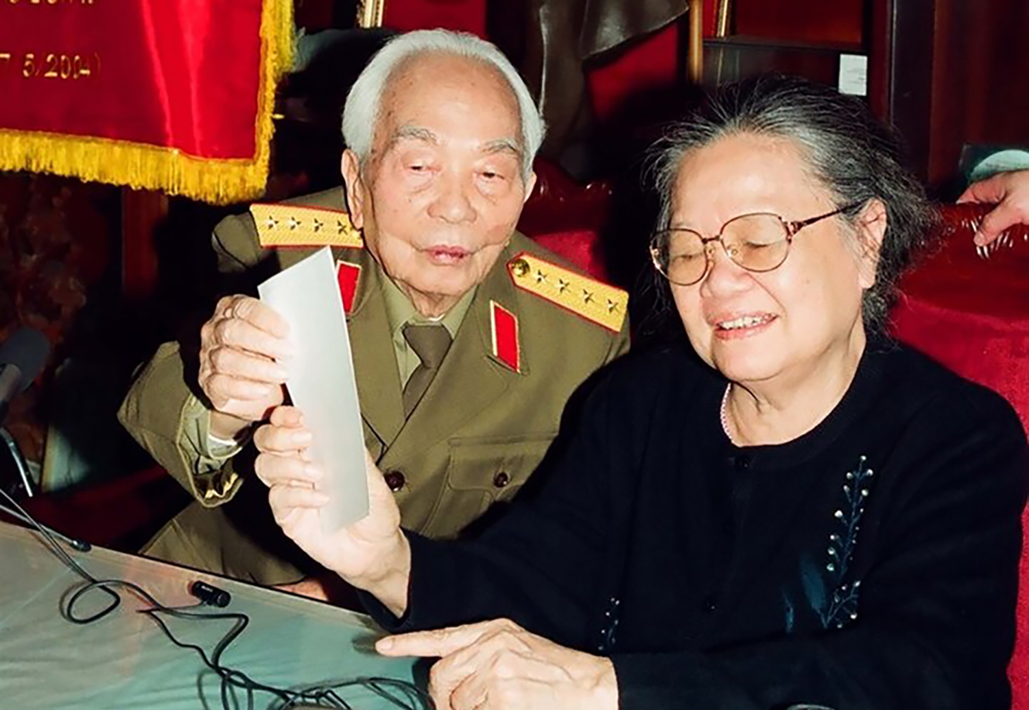 Phu nhân Đại tướng Võ Nguyên Giáp qua đời