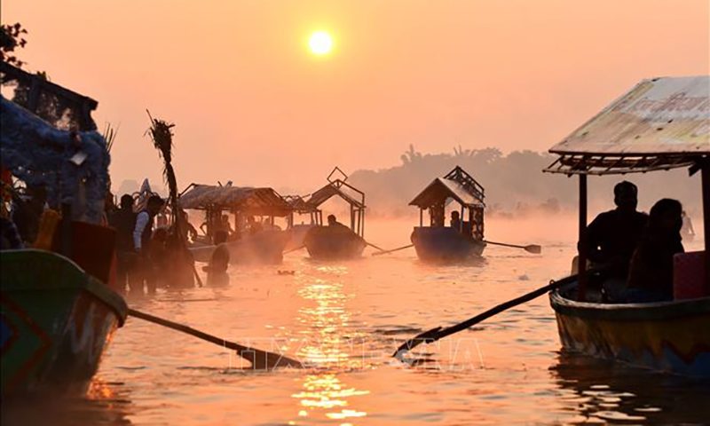 Ít nhất 46 người chết đuối trong lễ hội của người Hindu ở Ấn Độ