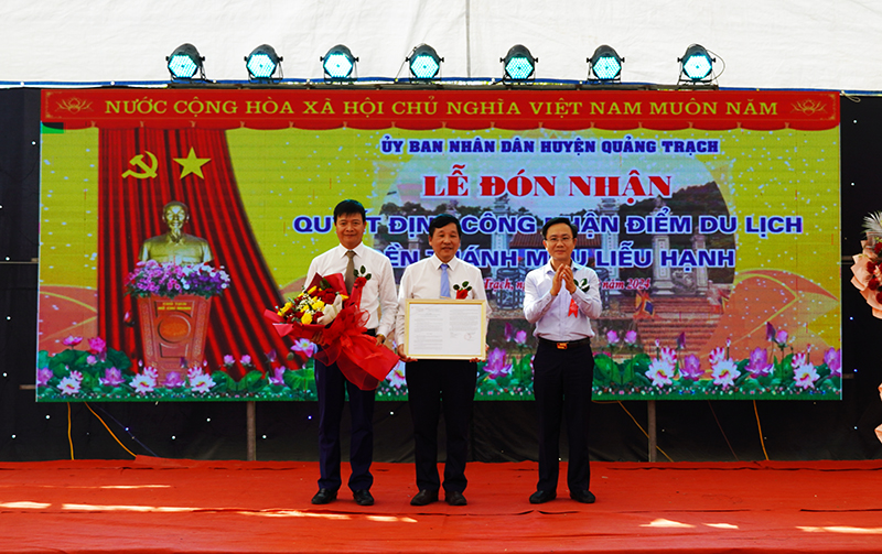 Công nhận Đền Thánh Mẫu Liễu Hạnh là điểm du lịch