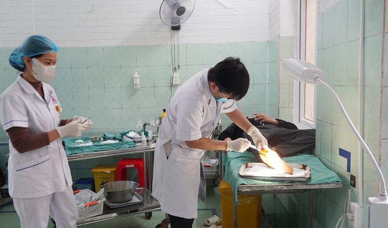 Hỗ trợ y tế huyện Quảng Ninh phòng, chống dịch bệnh sau ngập lụt