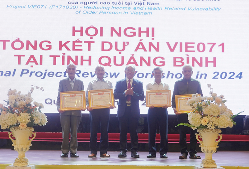 Toàn tỉnh có gần 220 câu lạc bộ liên thế hệ tự giúp nhau