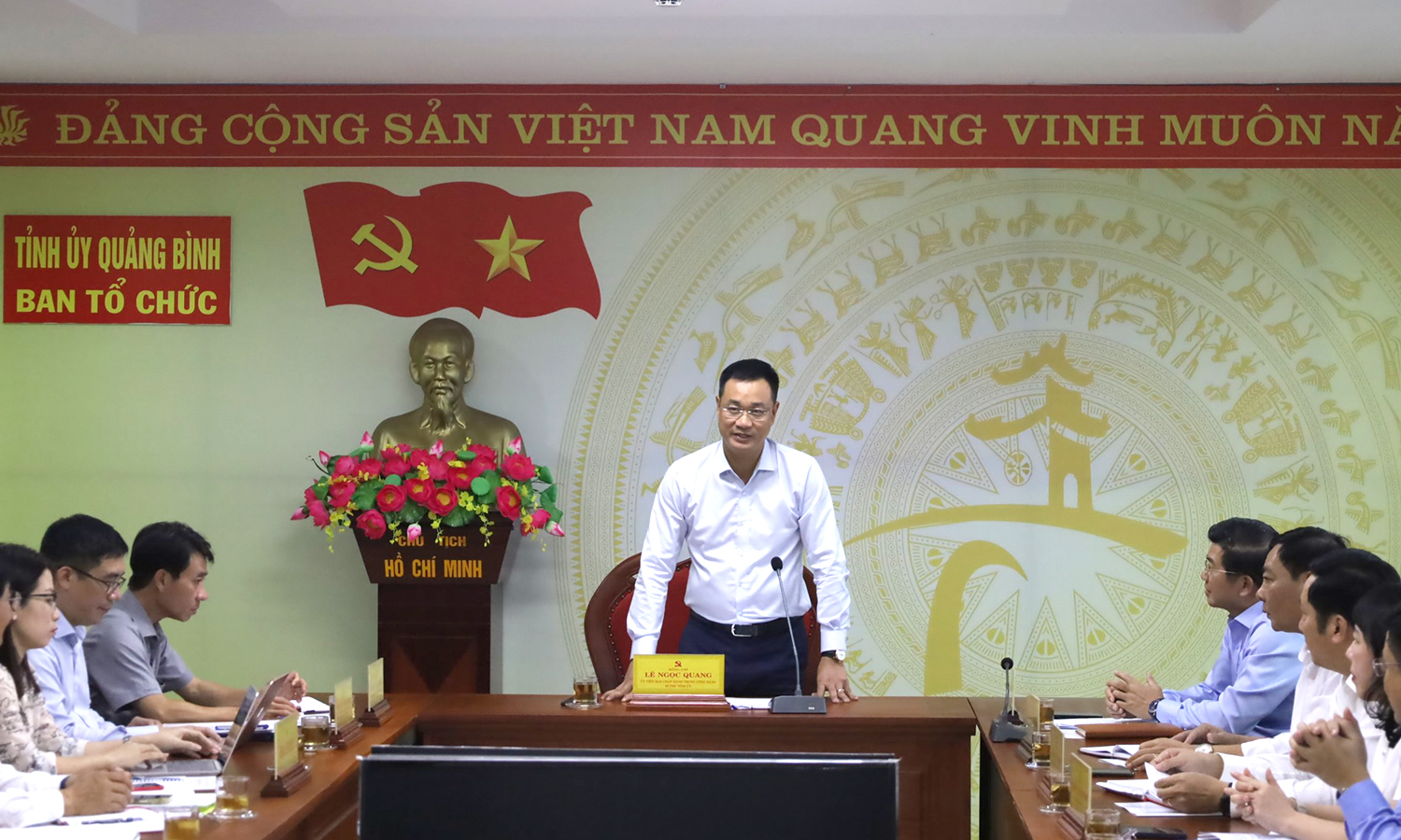 Quyết tâm thực hiện cuộc cách mạng tinh gọn về tổ chức bộ máy của hệ thống chính trị