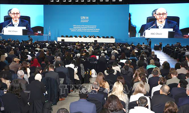Gần 60 quốc gia cam kết chấm dứt ô nhiễm nhựa