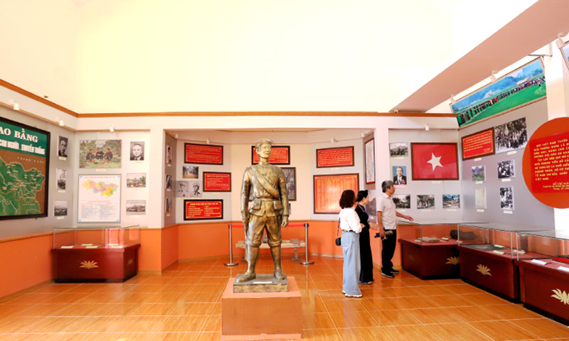 Về Cao Bằng... nhớ tướng Hoàng Sâm!