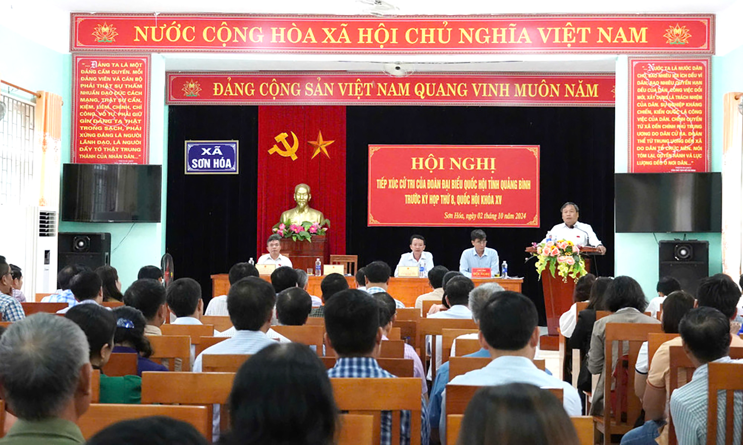 Thông báo thời gian, địa điểm tiếp xúc cử tri của đại biểu Quốc hội sau kỳ họp thứ 8