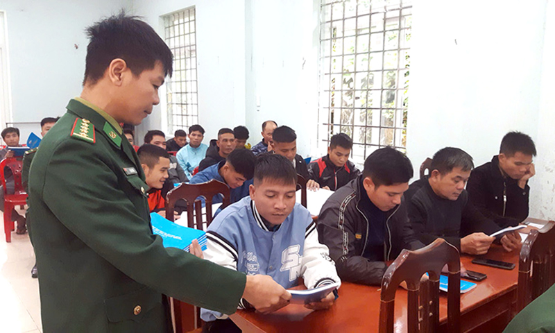 Phổ biến kiến thức pháp luật cho đồng bào khu vực biên giới