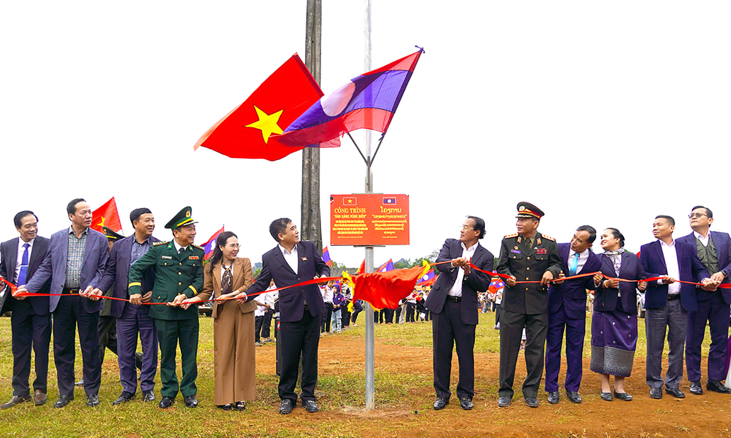 Nhiều hoạt động nổi bật trong chương trình kết nghĩa cụm dân cư hai bên biên giới