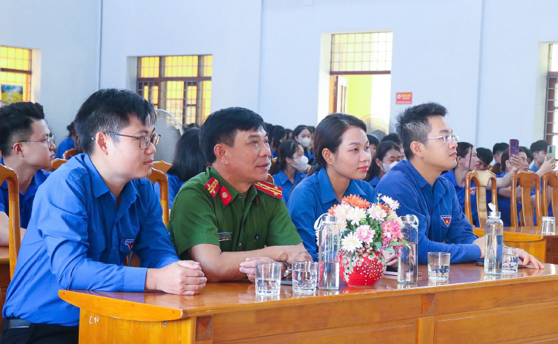 Một năm bận rộn