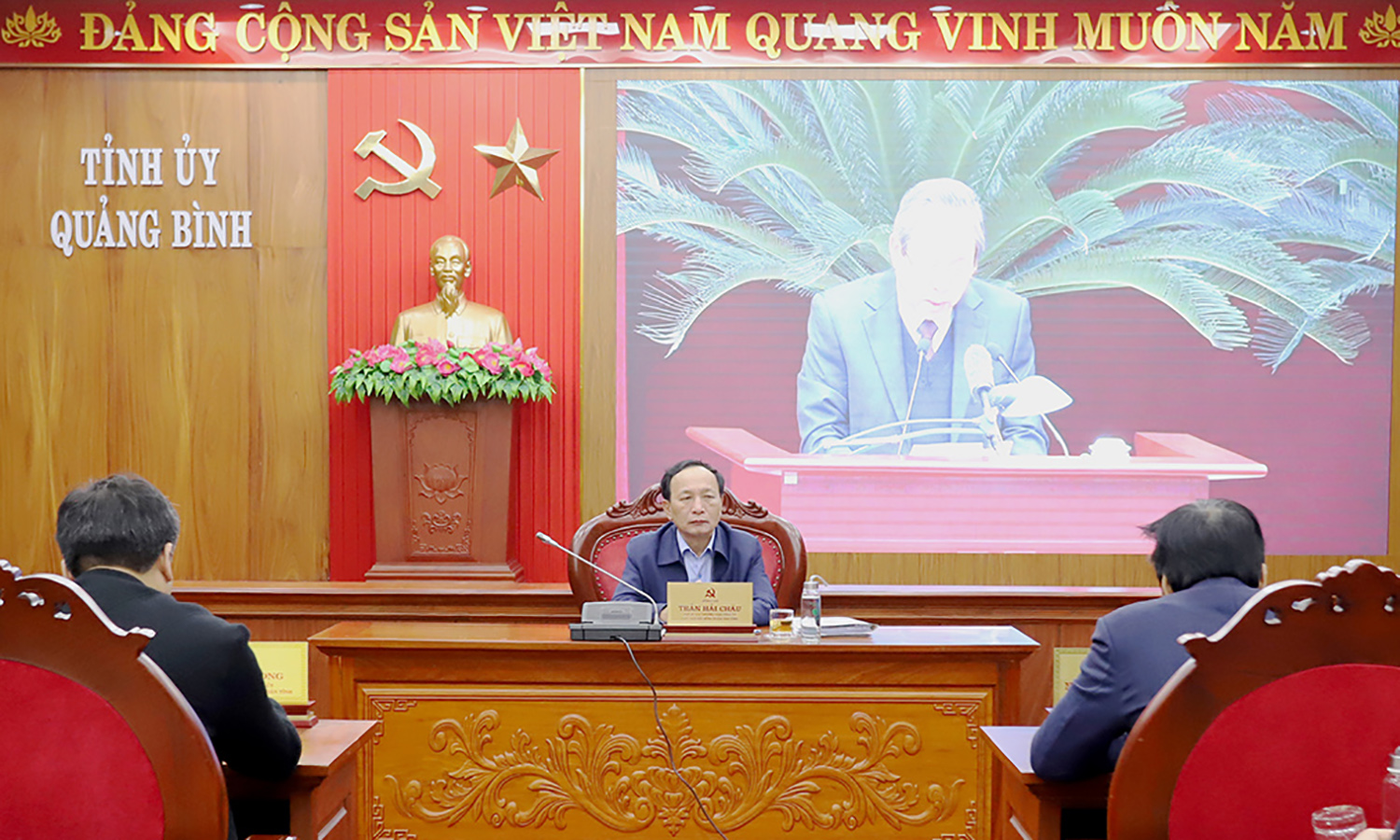 Tiếp tục nâng cao hiệu quả tham mưu công tác tổ chức xây dựng Đảng