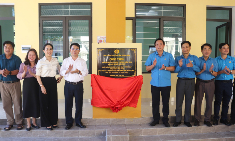 Lan tỏa sự sẻ chia, thấu hiểu...