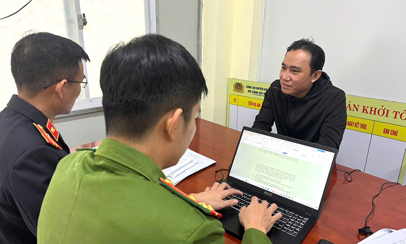 Bắt đối tượng lừa đảo bằng hình thức "chạy án"