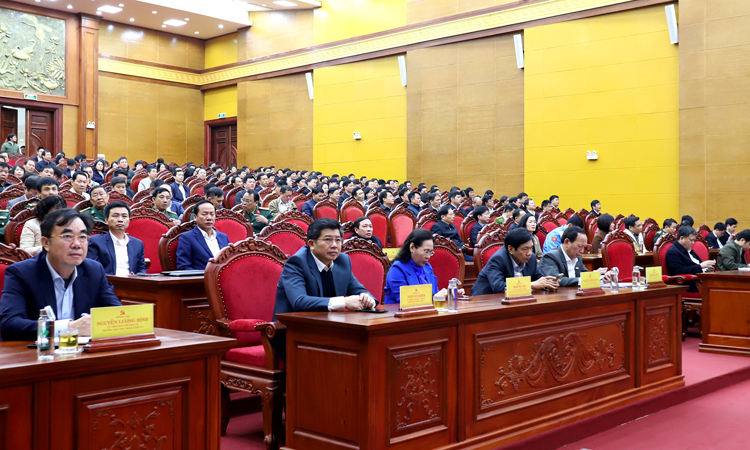Tạo chuyển biến về nhận thức và thực hiện đột phá phát triển khoa học, công nghệ, đổi mới sáng tạo, chuyển đổi số quốc gia