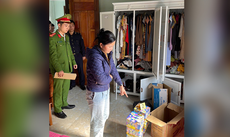 Phát hiện đối tượng tàng trữ hơn 14kg pháo hoa nổ