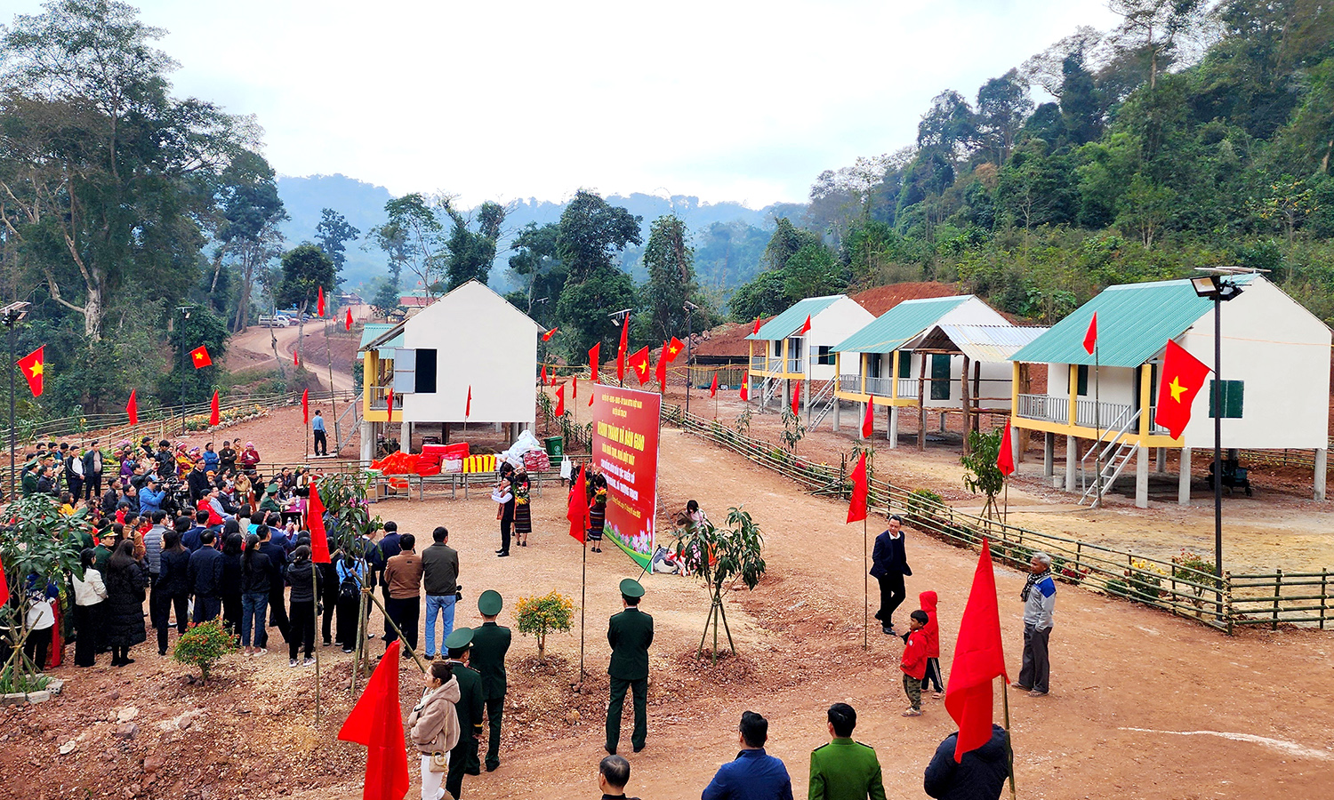 "Phố" mới nơi thượng ngàn...!