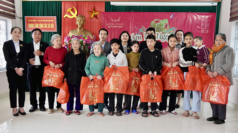 Xuân an lành, Tết yêu thương