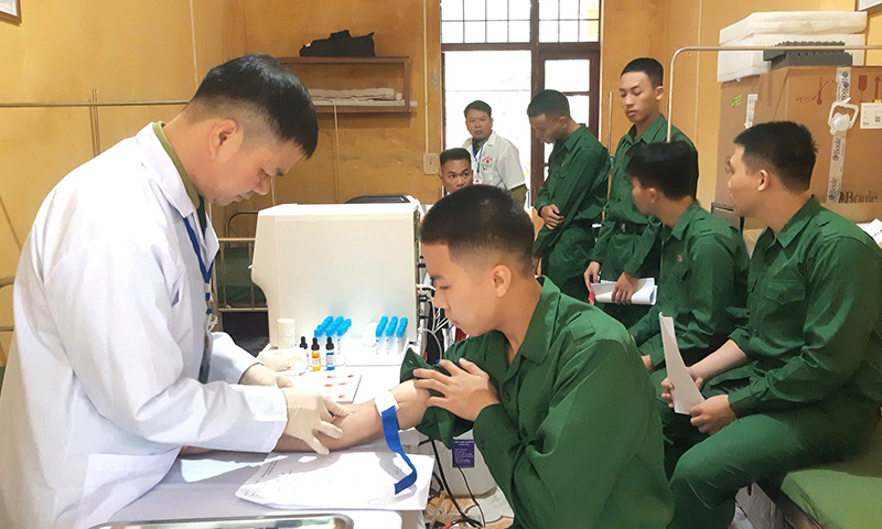 Bộ đội Biên phòng tỉnh tiếp nhận 180 chiến sĩ mới nhập ngũ năm 2025