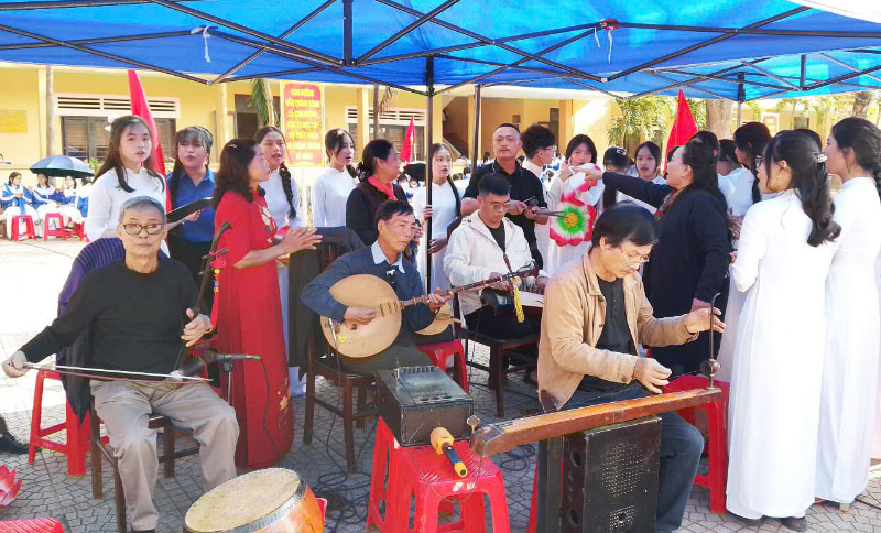 Mạch nguồn hò khoan