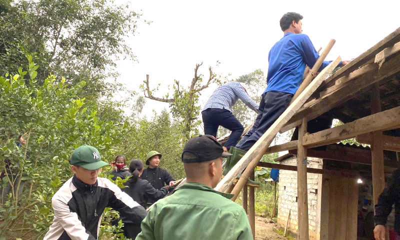 Chung tay xóa nhà tạm, nhà dột nát