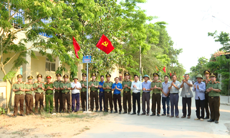 Tuổi trẻ Quảng Trạch xung kích xây dựng nông thôn mới