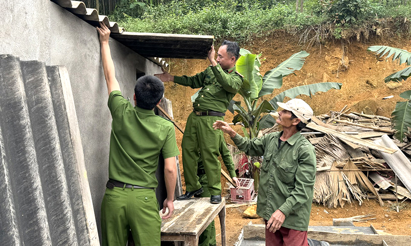 Đẩy nhanh tiến độ xóa nhà tạm, nhà dột nát ở Tuyên Hóa