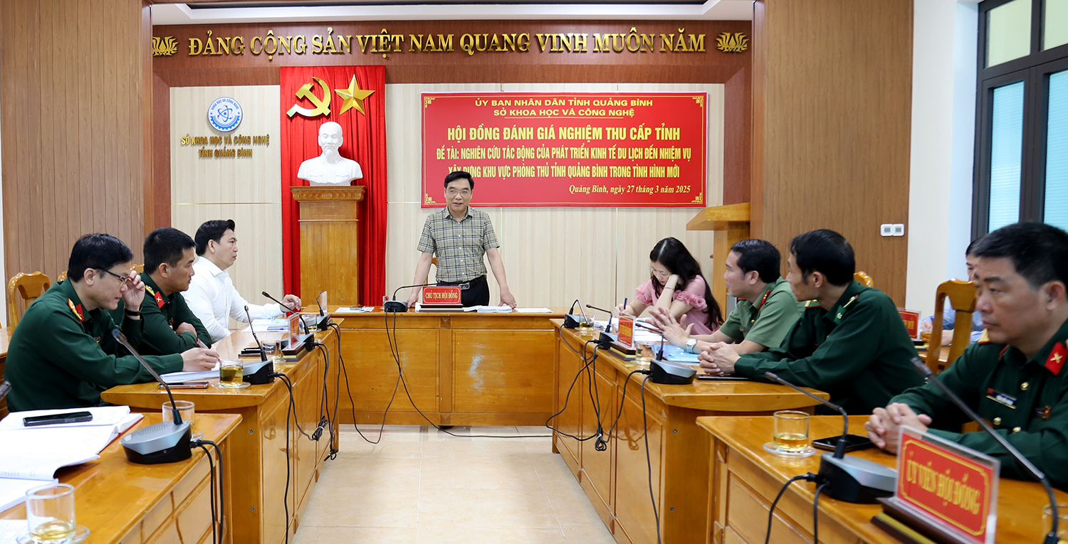 Nghiên cứu tác động của phát triển kinh tế du lịch đến nhiệm vụ xây dựng khu vực phòng thủ tỉnh Quảng Bình trong tình hình mới