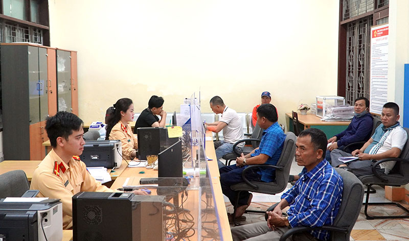 Nỗ lực triển khai nhiệm vụ, đáp ứng yêu cầu của nhân dân, doanh nghiệp