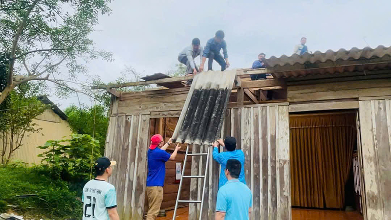 "Thần tốc" xây mới, sửa chữa nhà cho người nghèo