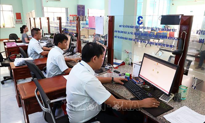 Kết luận của Bộ Chính trị hướng dẫn xây dựng phương án nhân sự cấp ủy cấp tỉnh thuộc diện hợp nhất, sáp nhập và cấp xã thành lập mới