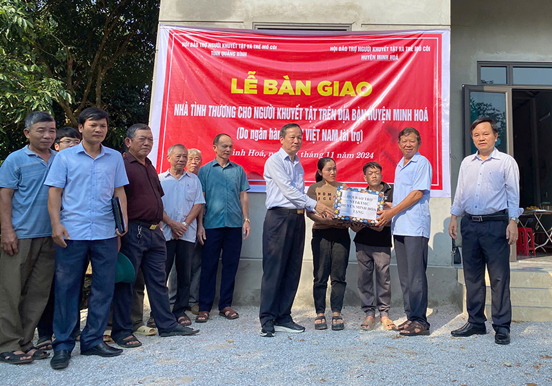 Đồng hành cùng người khuyết tật